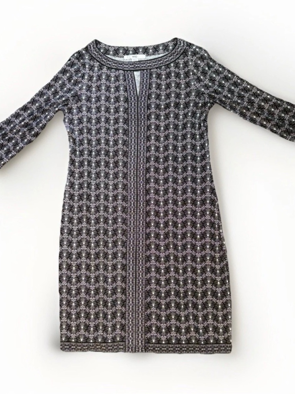 Wisp Black Patterned Long-Sleeve Shift Midi Dress